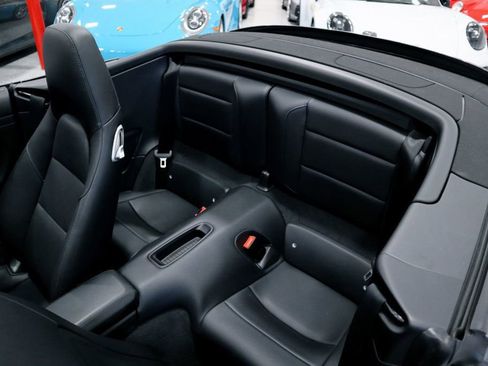 Used 2017 Porsche 911 Carrera S image 19