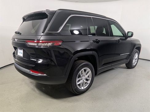 New 2025 Jeep Grand Cherokee Laredo X image 7