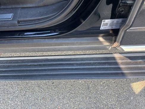 Used 2021 GMC Yukon Denali w/ Denali Premium Package image 15