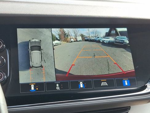 Used 2022 Buick Envision Avenir w/ Technology Package II image 19