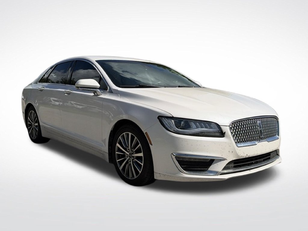 Used 2020 Lincoln MKZ w/ Convenience Package FWD image 2