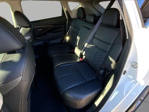 Used 2023 Nissan Murano Platinum w/ Cargo Package AWD/4WD image 21