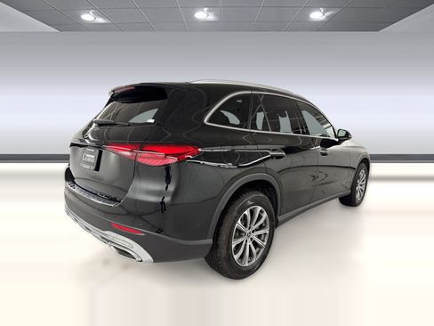 Certified 2026 Mercedes-Benz GLC 300 image 9