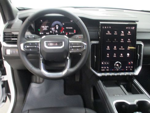 New 2026 GMC Acadia Elevation image 24