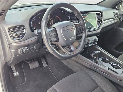 Used 2025 Dodge Durango GT AWD/4WD image 10