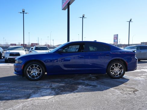 Used 2019 Dodge Charger SXT w/ Blacktop Package image 6