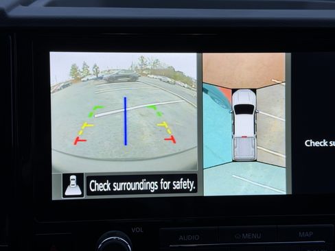 Used 2025 Nissan Frontier PRO-4X w/ Pro Premium Package image 29