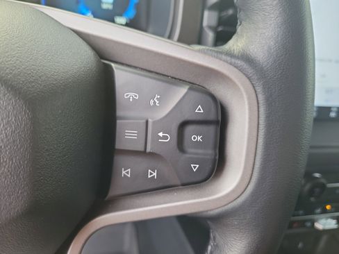 Used 2025 Ford Bronco Badlands AWD/4WD image 24