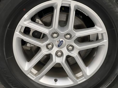 Used 2025 Ford Explorer Active image 68