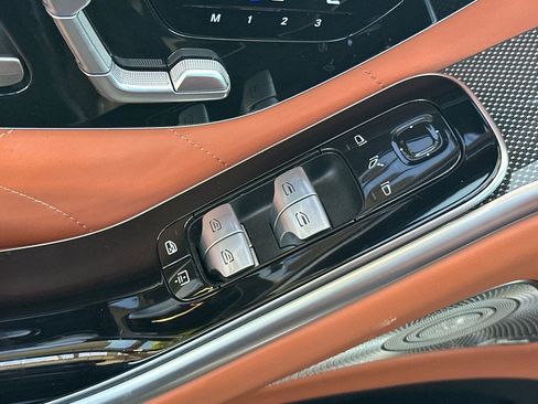 Used 2023 Mercedes-Benz S 580e 4MATIC Sedan image 13