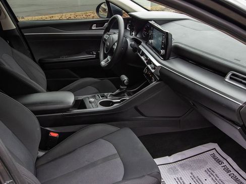 Used 2021 Kia K5 LXS image 22