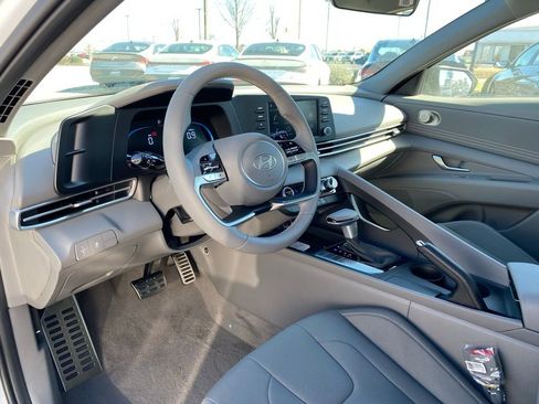 New 2026 Hyundai Elantra Sport FWD image 9