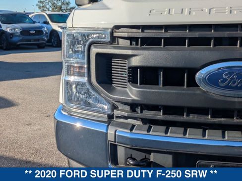 Used 2020 Ford F250 XL w/ Power Equipment Group image 9