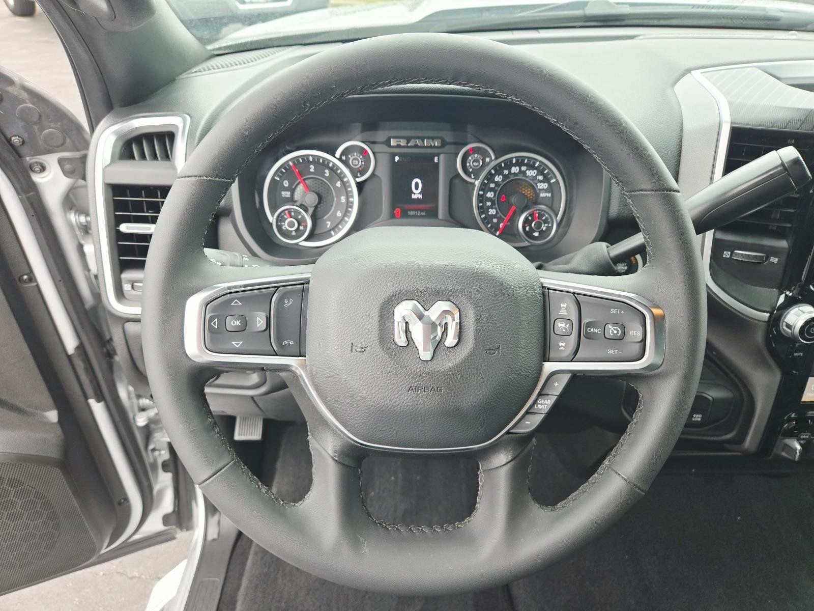 Used 2026 RAM 2500 Big Horn AWD/4WD image 22