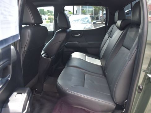 Certified 2021 Toyota Tacoma TRD Sport w/ TRD Premium Sport Package AWD/4WD image 20