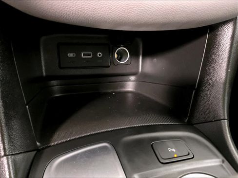 Used 2023 Chevrolet Equinox LT w/ Driver Convenience Package image 26