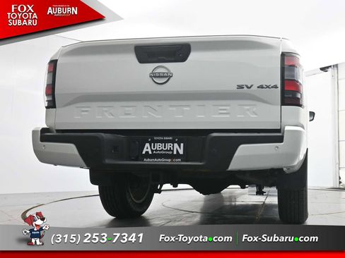 Used 2022 Nissan Frontier SV AWD/4WD image 19