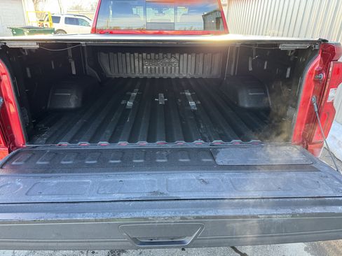 Used 2021 Chevrolet Silverado 2500 High Country image 36