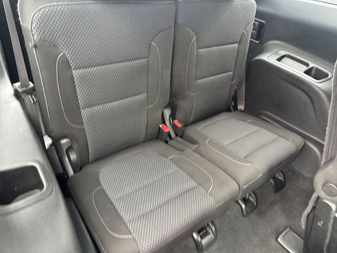 Used 2020 GMC Acadia SLE FWD image 13