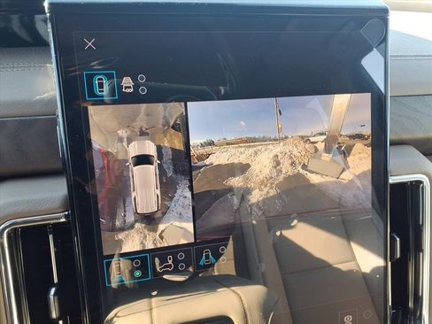 New 2026 GMC Yukon XL Denali w/ Sun & Power Step Package image 9