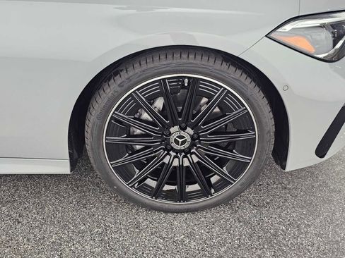 New 2026 Mercedes-Benz CLE 300 4MATIC Coupe image 9