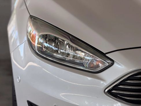 Used 2015 Ford Focus Titanium FWD image 10