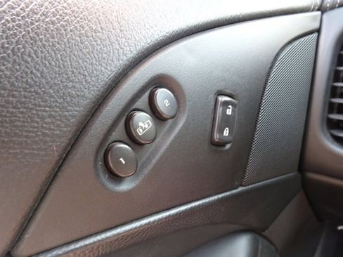 Used 2011 Chevrolet Corvette Grand Sport w/ Preferred Equipment Group image 27