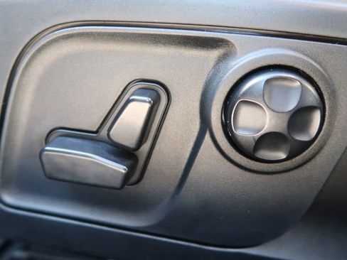 Used 2017 Maserati Ghibli image 30