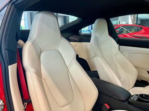 Used 2022 Porsche 911 GT3 image 34