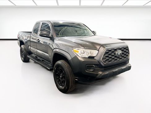 Used 2023 Toyota Tacoma SR AWD/4WD image 3