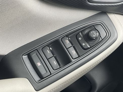 Used 2022 Subaru Forester Premium image 16