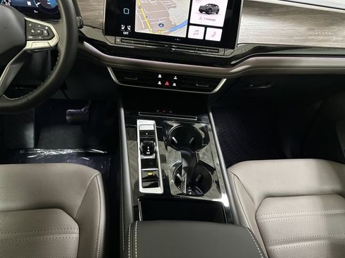 New 2026 Volkswagen Atlas SEL AWD/4WD image 33