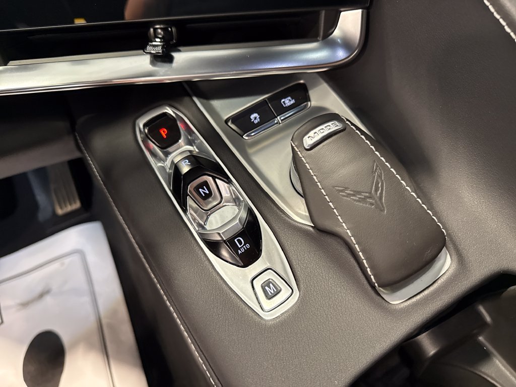 Used 2021 Chevrolet Corvette Stingray Preferred Cpe w/ Battery Protection Package RWD image 16