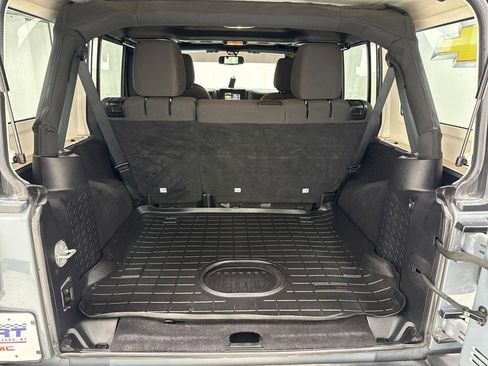 Used 2015 Jeep Wrangler Unlimited Sport w/ Quick Order Package 24S image 14