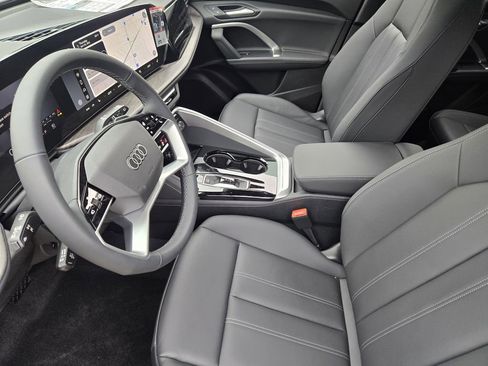 New 2026 Audi Q5 Premium Plus AWD/4WD image 17