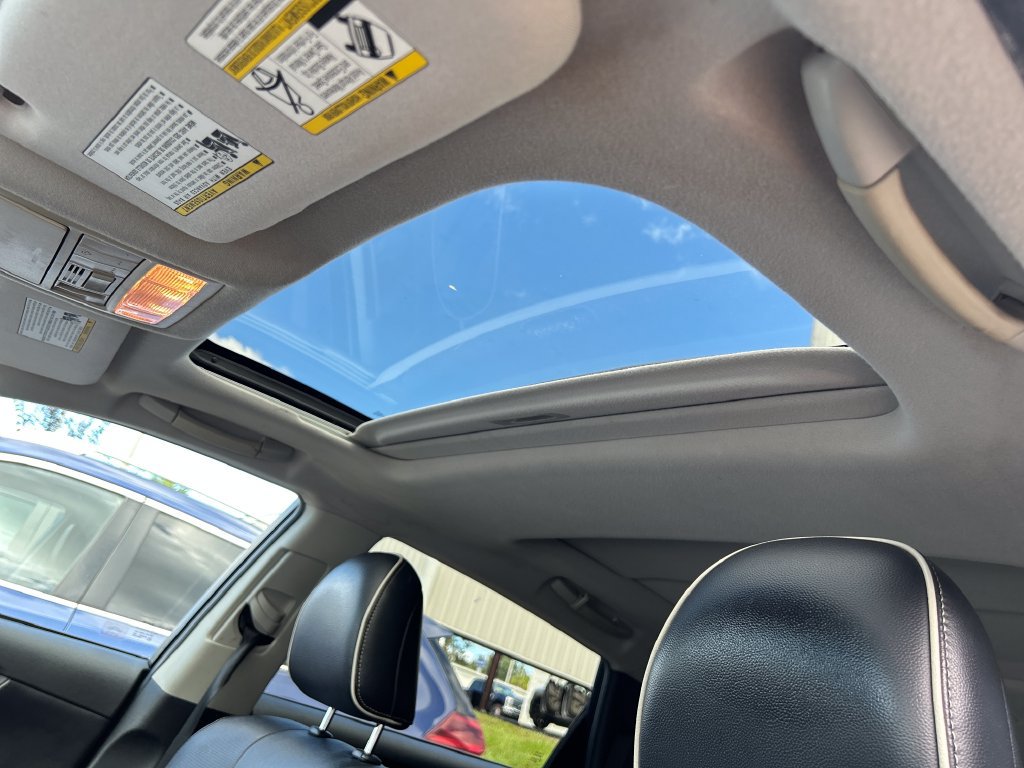 Used 2013 Toyota Venza XLE w/ XLE Premium Pkg FWD image 13