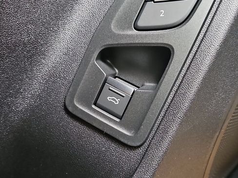 New 2026 Audi Q3 quattro 2.0T AWD/4WD image 15