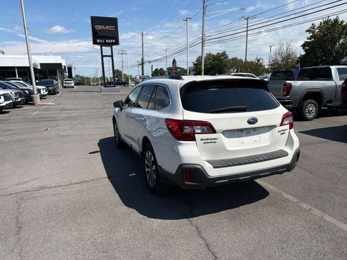 Used 2019 Subaru Outback 3.6R Touring AWD/4WD image 36