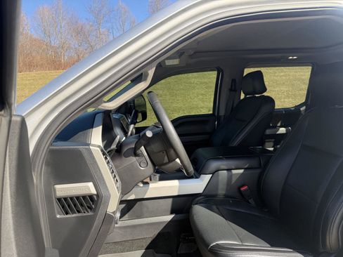 Used 2017 Ford F250 Lariat w/ Lariat Ultimate Package image 13