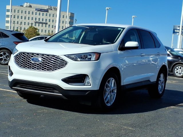 Used 2023 Ford Edge SEL AWD/4WD image 3