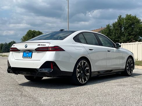 Used 2026 BMW 550e xDrive AWD/4WD image 7
