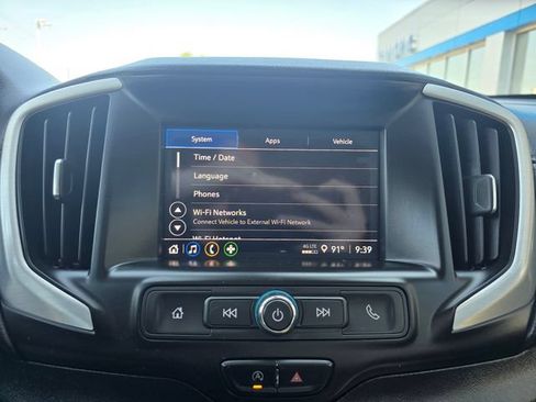 Used 2023 GMC Terrain SLE w/ LPO, Floor Liner Package AWD/4WD image 21