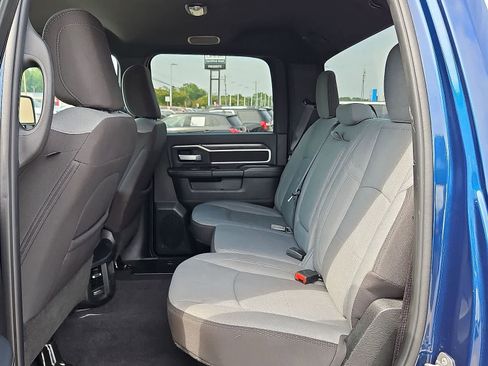Used 2024 RAM 2500 Big Horn AWD/4WD image 29