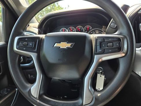 Used 2020 Chevrolet Silverado 1500 LT AWD/4WD image 23