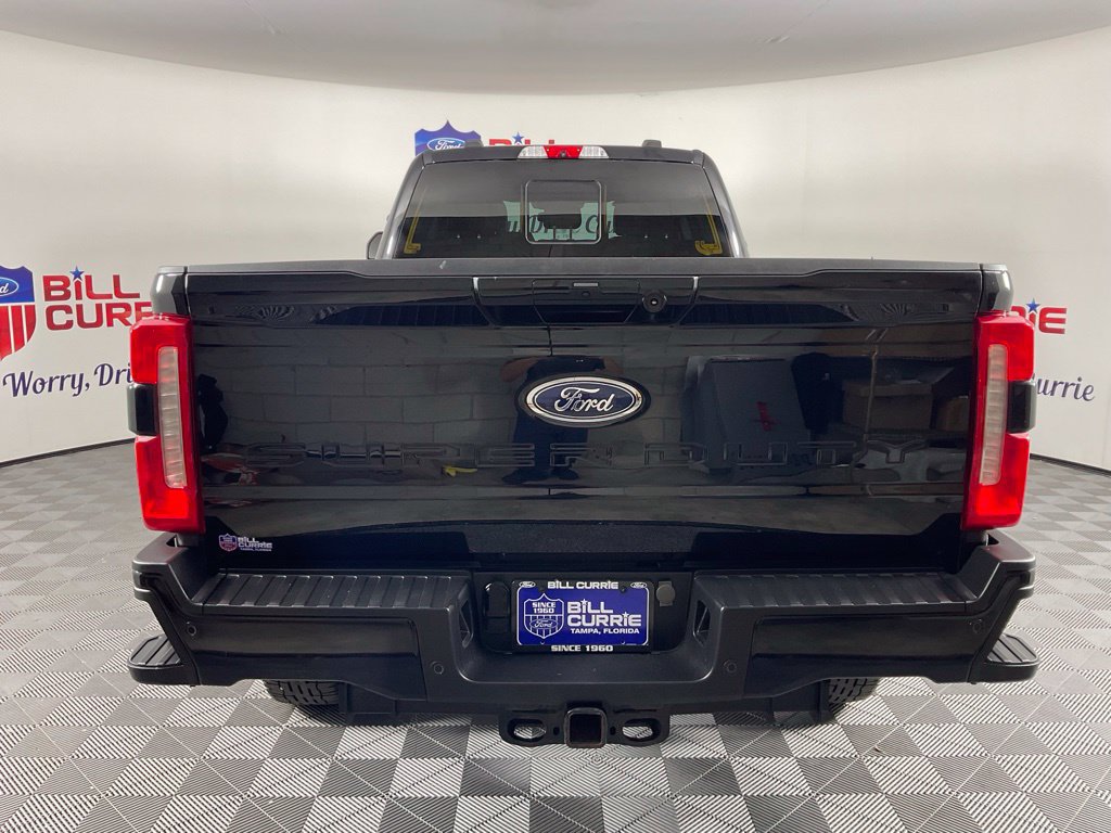 Used 2023 Ford F350 Lariat w/ Lariat Ultimate Package AWD/4WD image 4