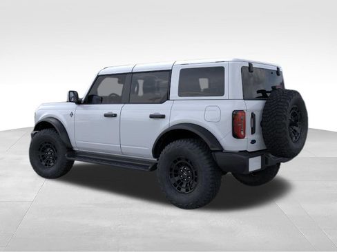 New 2026 Ford Bronco Outer Banks w/ Sasquatch Package AWD/4WD image 4