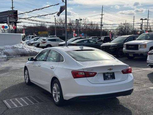 Used 2023 Chevrolet Malibu LT image 3