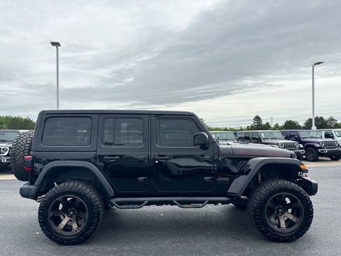 Used 2019 Jeep Wrangler Unlimited Rubicon AWD/4WD image 2