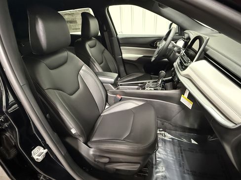 New 2026 Jeep Compass Limited AWD/4WD image 12