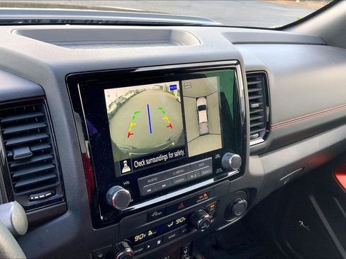 Used 2023 Nissan Frontier PRO-4X w/ Pro Convenience Package image 11